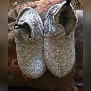 Bombas Textured Gray Knit Slippers XL 13/14 Mens